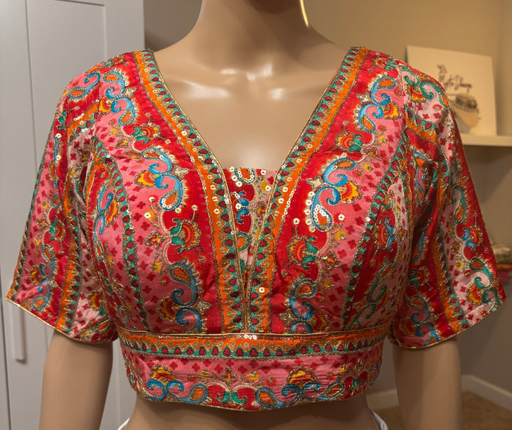 Pink/red Multicolored sequins blouse