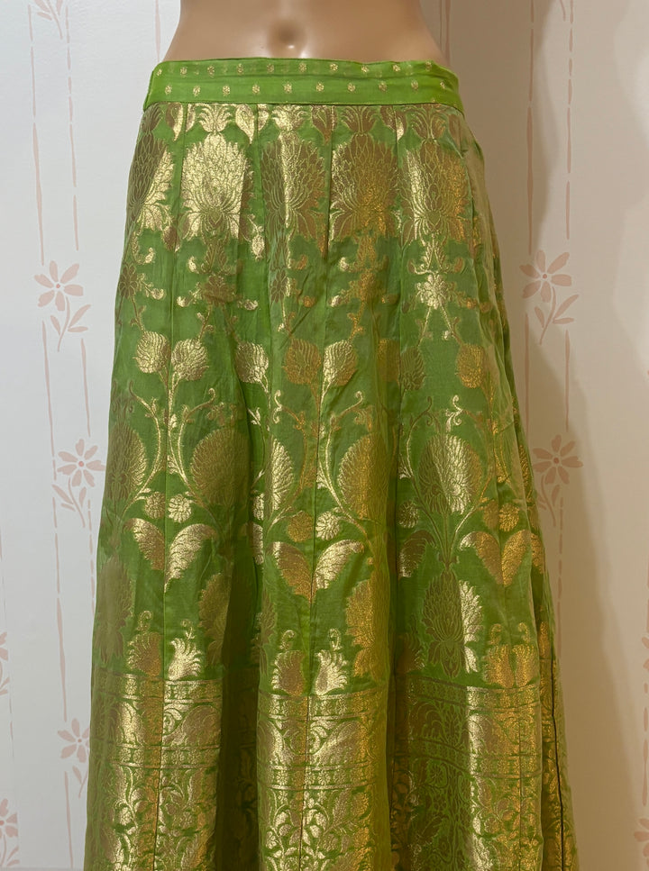Banarasi Skirt set with Dupatta