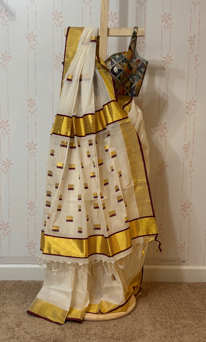 Kerala Kasavu Lotus Handloom saree