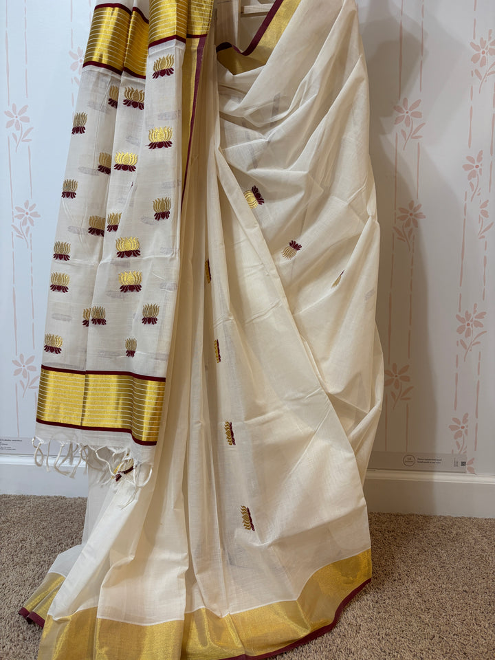 Kerala Kasavu Lotus Handloom saree