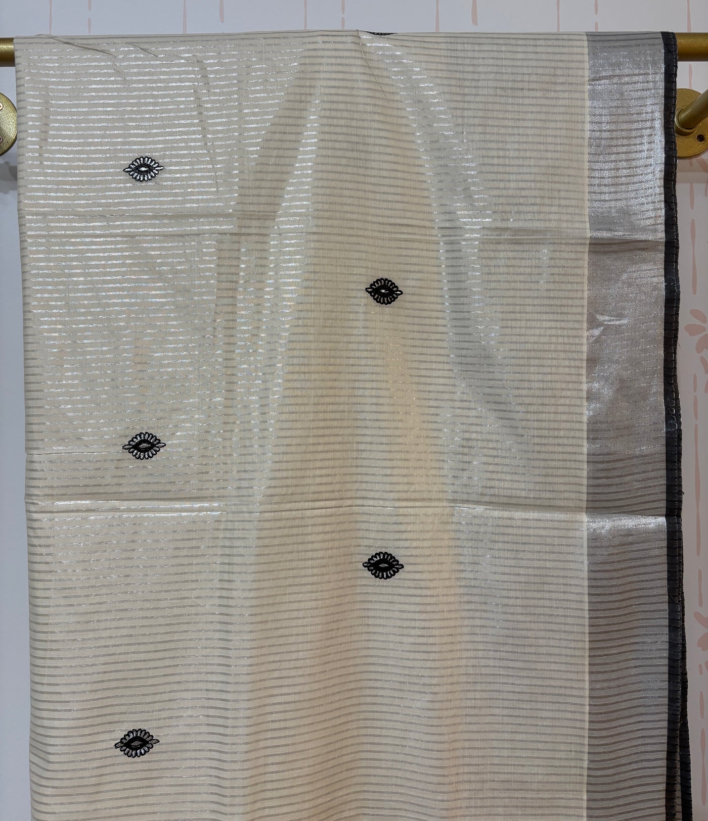 Kerala Silver Kasavu and black temple border saree