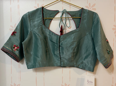 Sage green Crushed crepe French Knot embroidery saree and Blouse Set