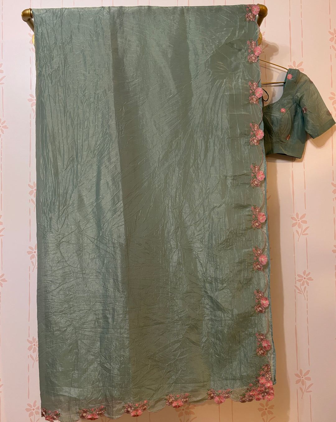 Light Minty Green Crushed organza saree and blouse set