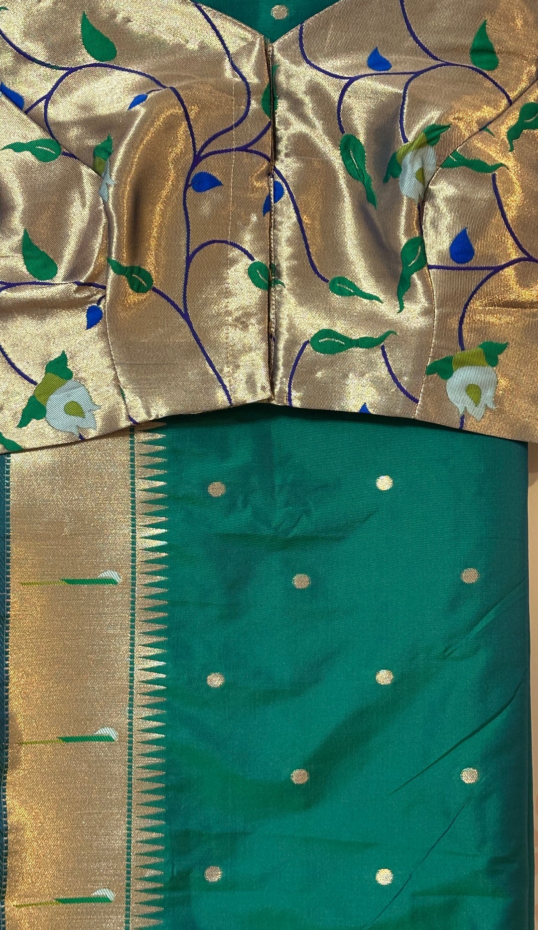 Green Muniya Paithani Saree and blouse set