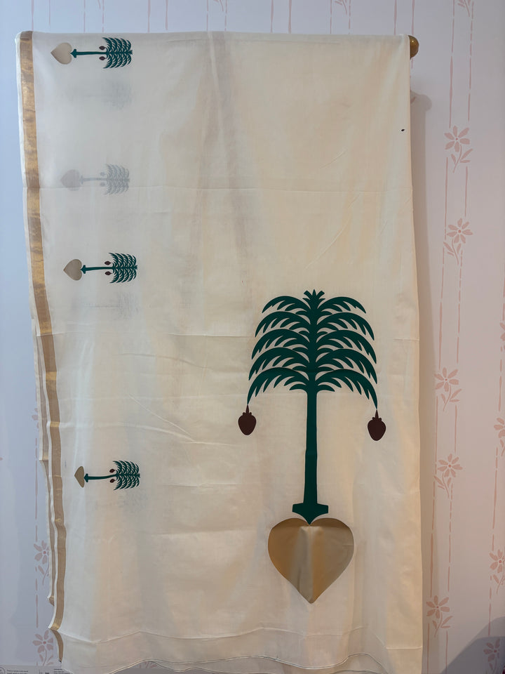 Hand crafted Kerala saree
