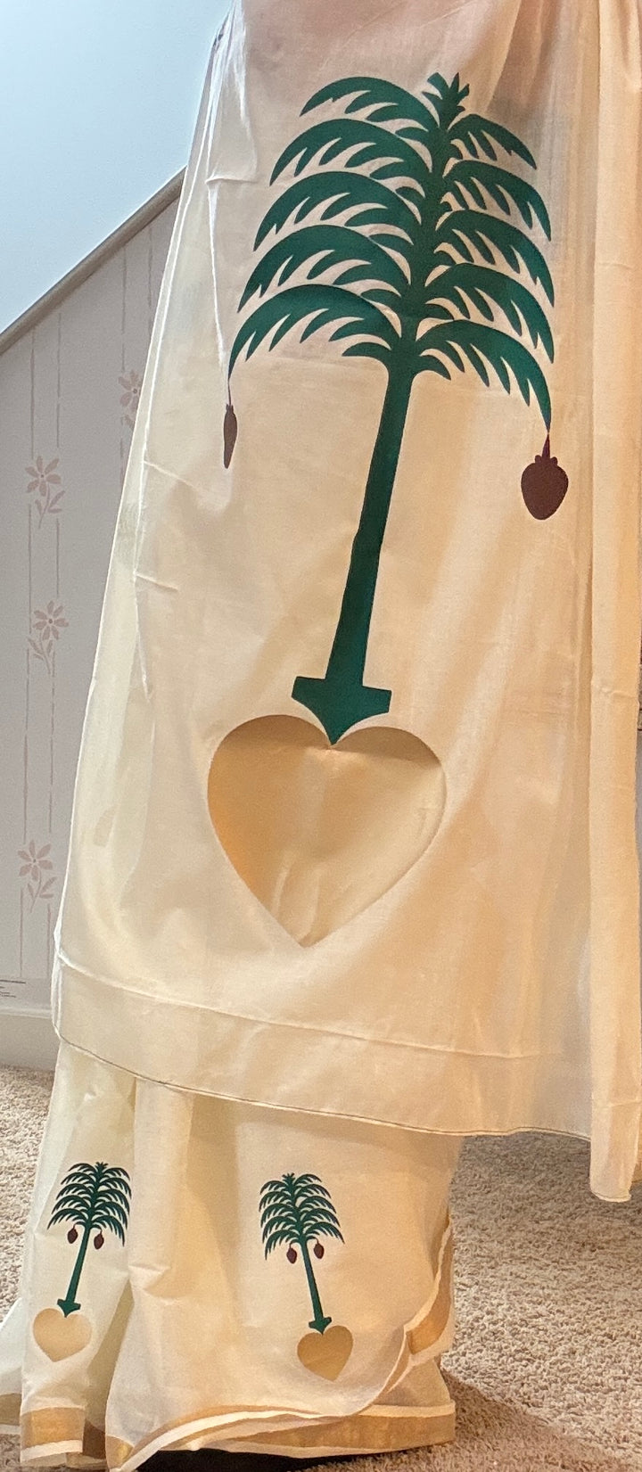Hand crafted Kerala saree