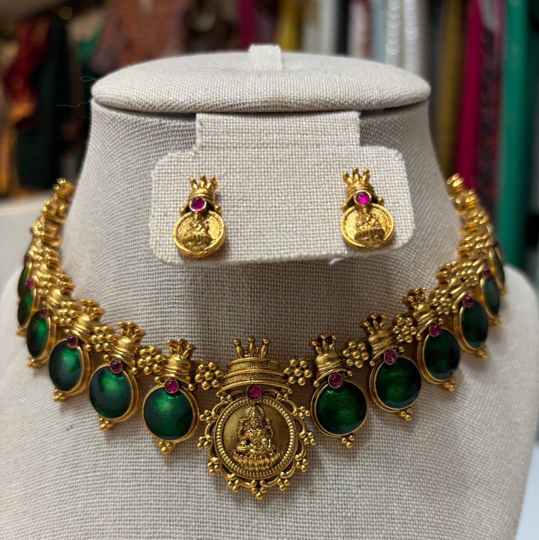 Lakshmi Palakka necklace set
