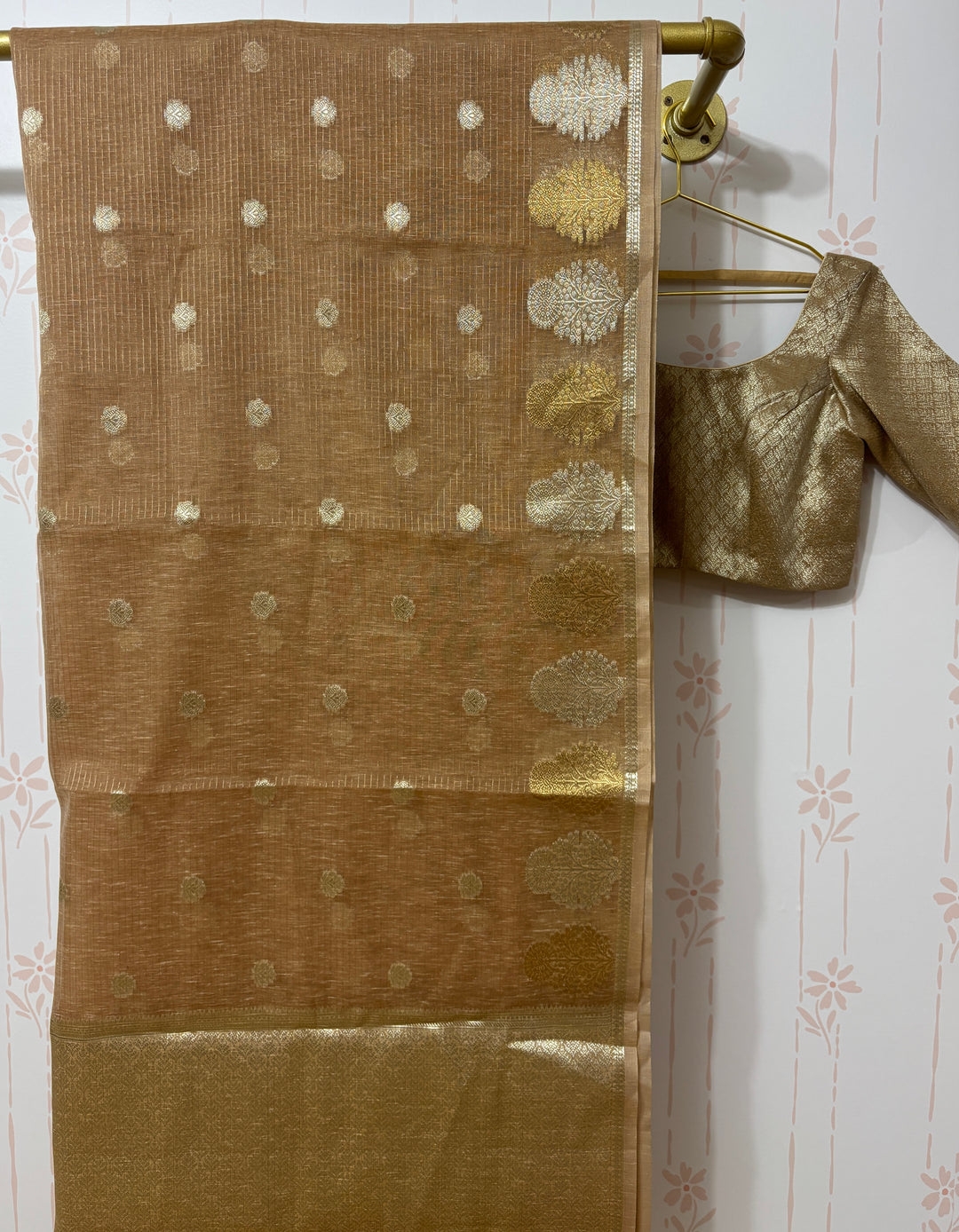 Choco-beige banarasi saree and blouse set