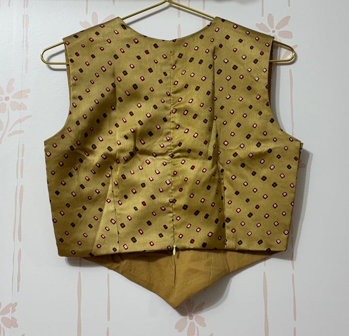 Bandhini print satin draped skirt set