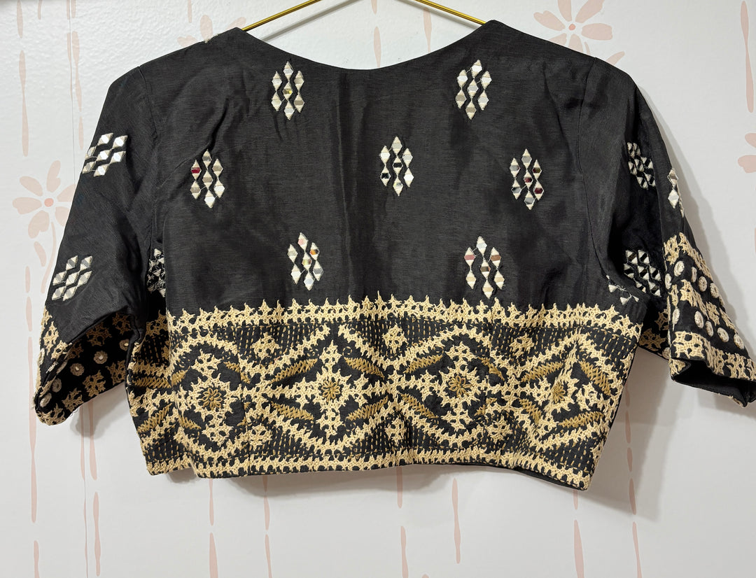 Elephant gray Kutch embroidered mirror work saree and blouse set