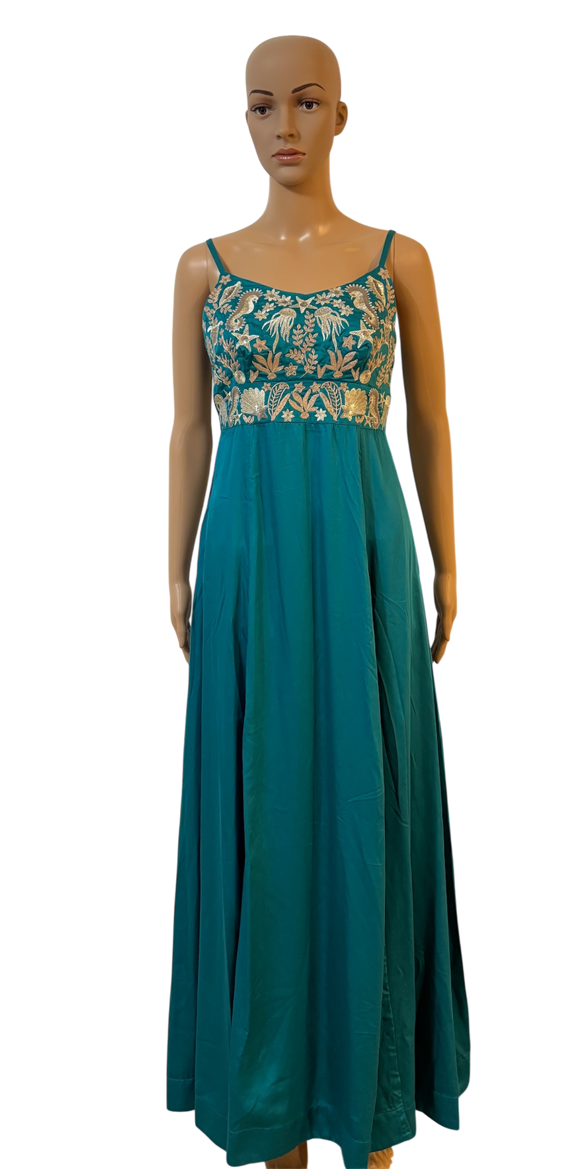 Strap dress with high slit
