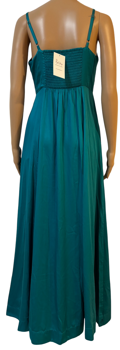 Strap dress with high slit