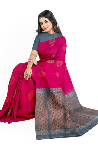 Fuchsia borderless pure silk saree - Mystic Dhaaga